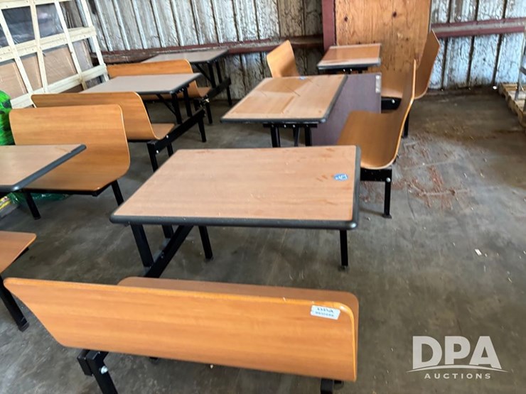 double-booths-(dr12598)-image-4