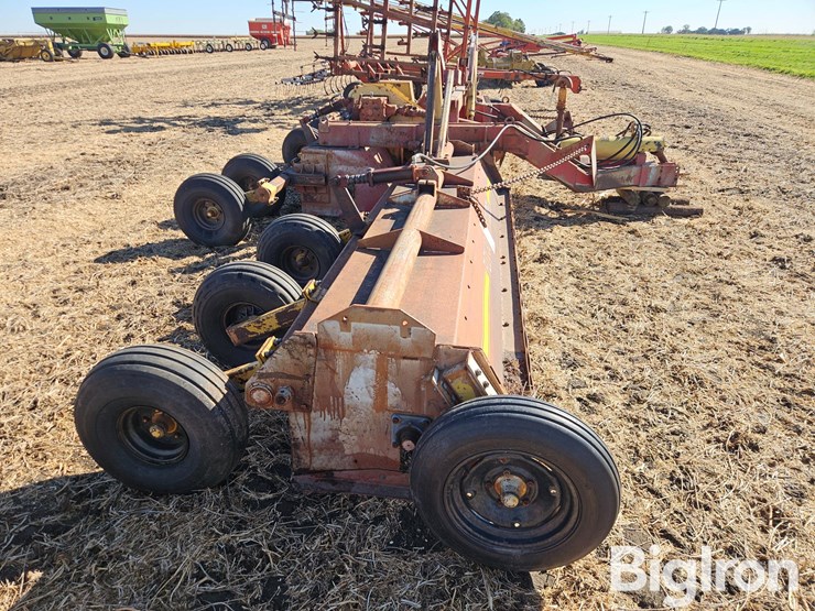 m-c-30sfp-30'-hydraulic-fold-flail-shredder-image-4