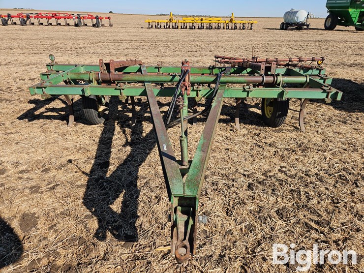 john-deere-e0100-image-2