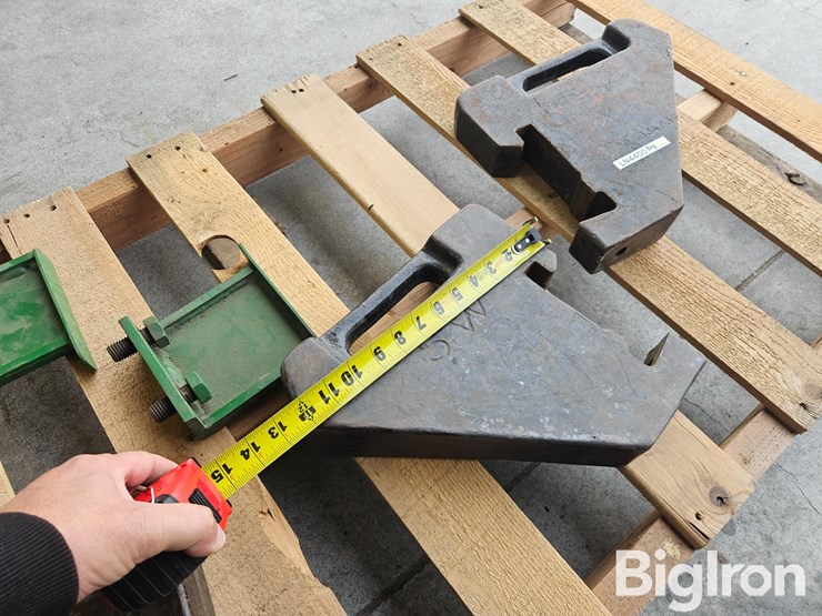 misc.-suitcase-weights-image-12