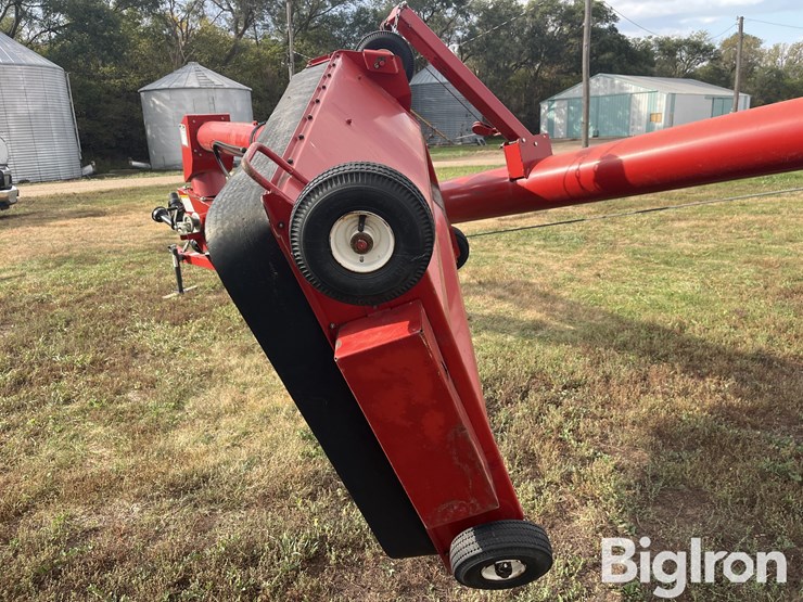 feterl-1072-auger-w/-swing-hopper-image-13