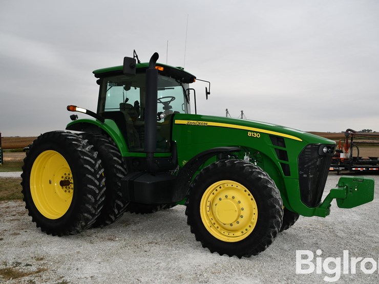 2009-john-deere-8130-image-3