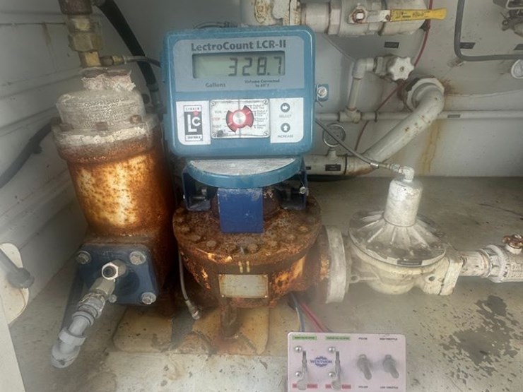 2014-kenworth-lp-delivery-truck-(dr12678-unit-8)-image-17