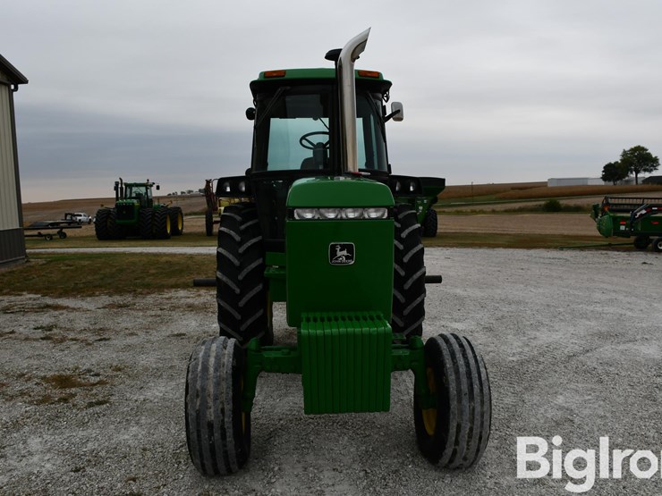 1983-john-deere-4450-image-2