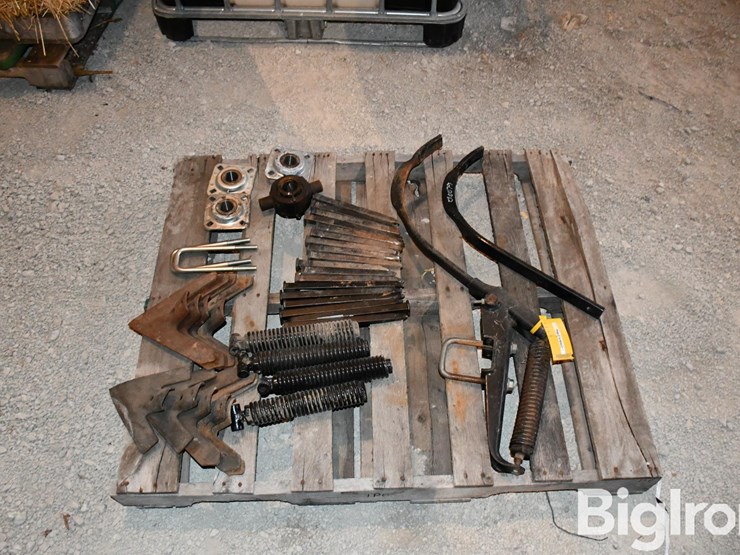 pallet-of-landoll-misc-parts-image-4