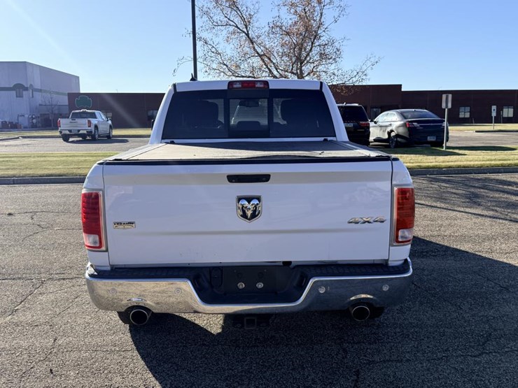 2016-dodge-1500-image-6