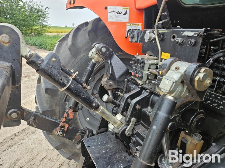 2007-agco-dt220a-image-10