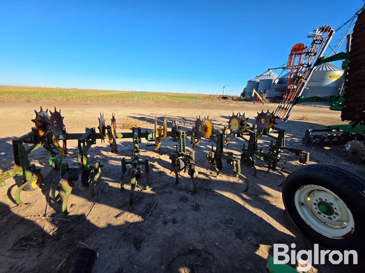 john-deere-825-image-6