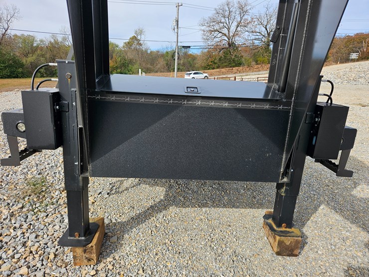 #22762-•-2025-ez-haul-32'-flatbed-trailer-image-27