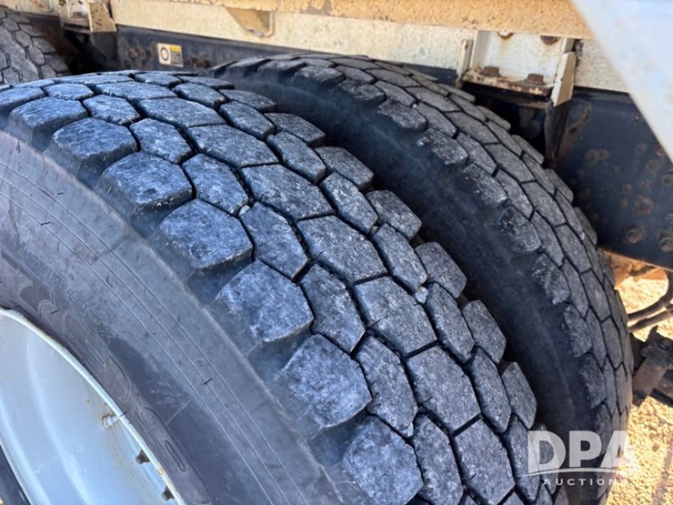 2013-unit-70-image-59