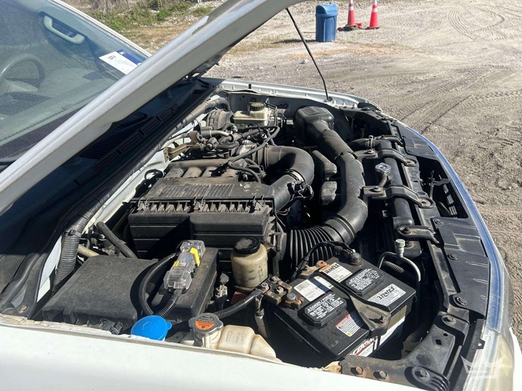 2015-nissan-frontier-image-8