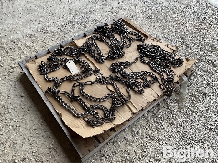 john-deere-3320-image-1