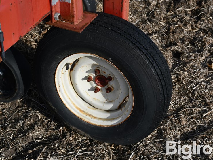 international-183-image-15