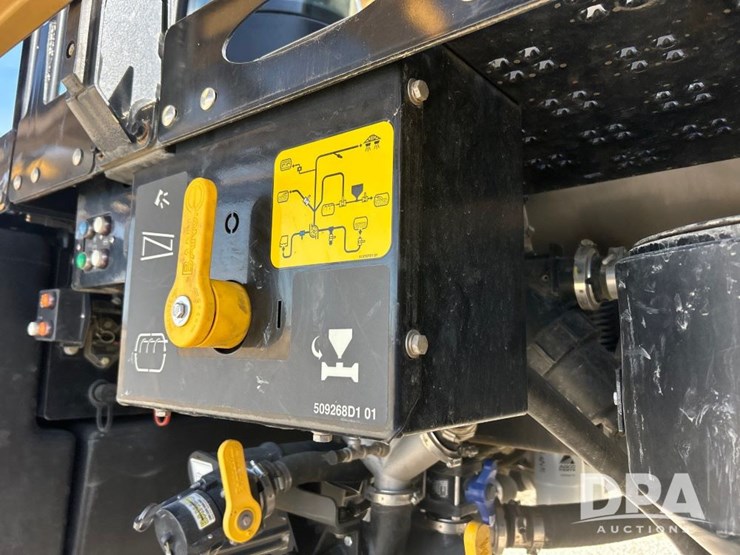 2016-ag-chem-rg1100b-image-48