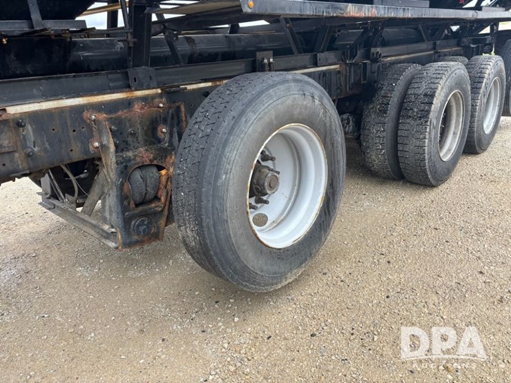 2000-mack-truck-(dr12562-unit-a59)-image-11