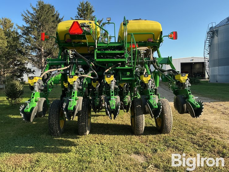 2018-john-deere-1795-image-6