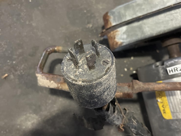 behlen-sweep-auger-image-11