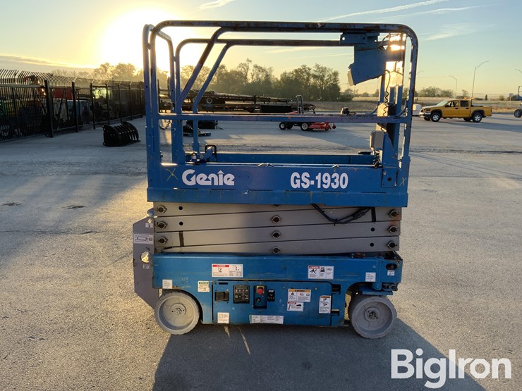 genie-gs1930-image-4