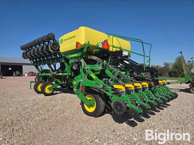 2022-john-deere-1795-image-7