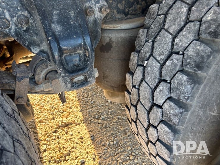 2013-unit-70-image-61