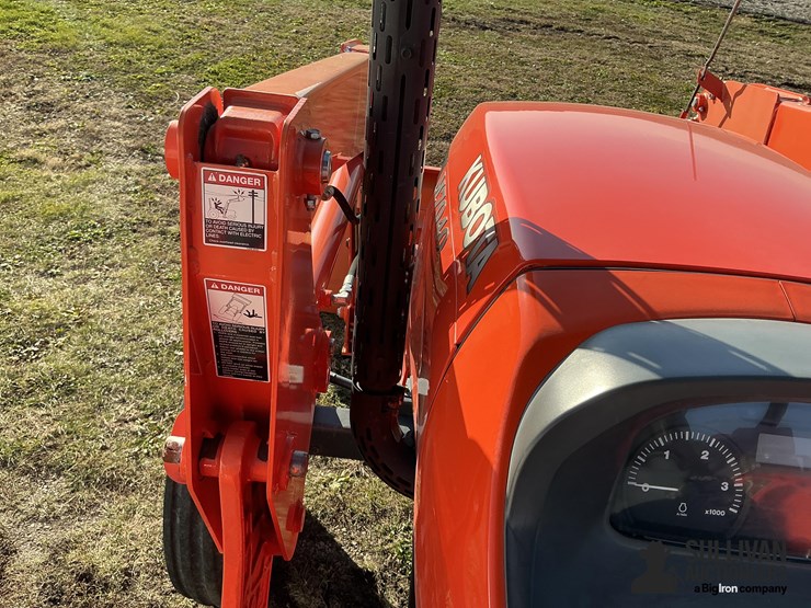2012-kubota-m7040f-image-20