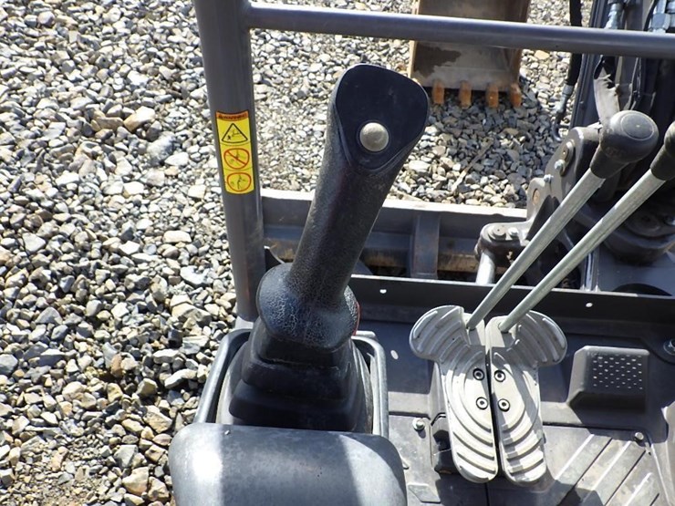 volvo-ecr40d-image-24