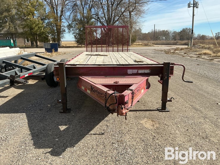 2009-kaufman-p-deluxe-t/a-flatbed-trailer-image-2