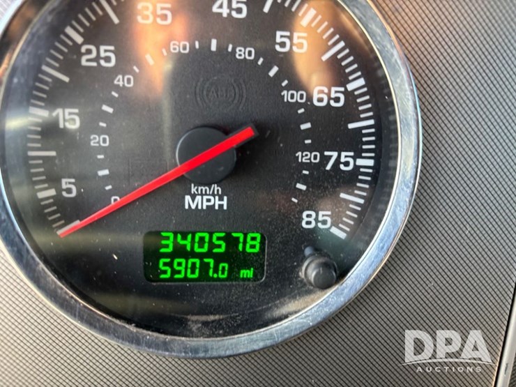 2013-unit-70-image-78