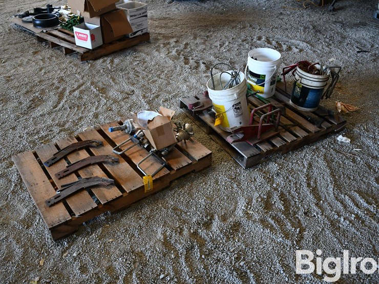 pallets-of-farm-support-image-3