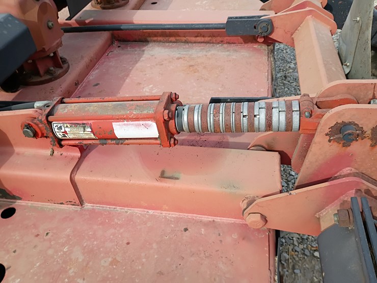 bush-hog-3210-image-18