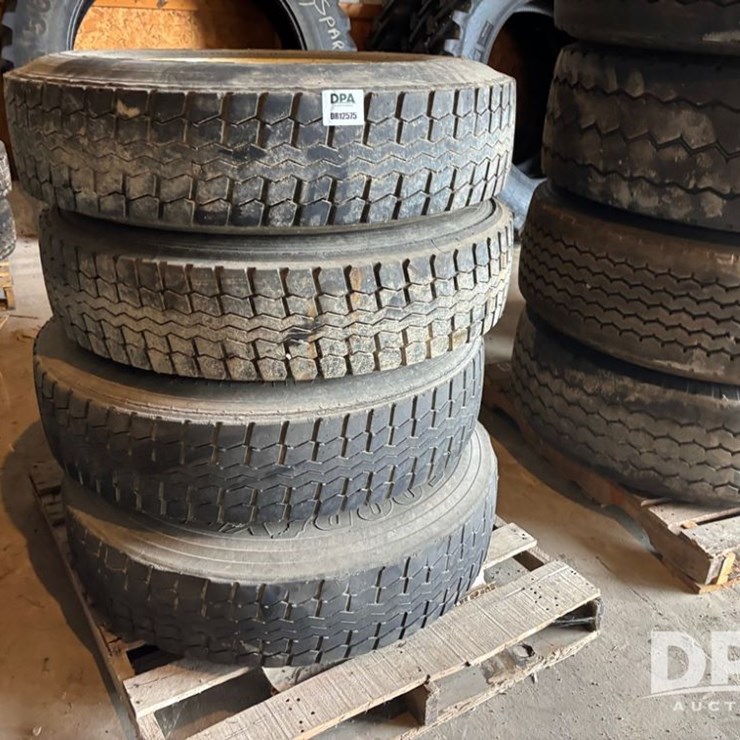 Implement Tires (DR12575)