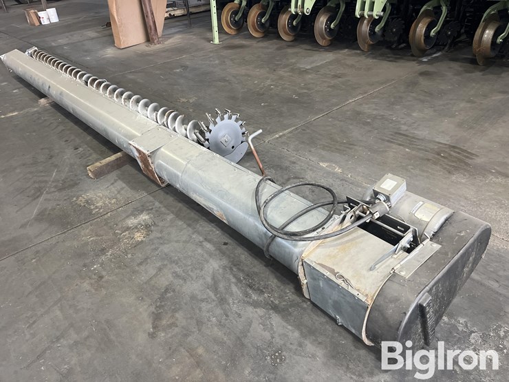 springland-grain-bin-power-sweep-floor-auger-image-3