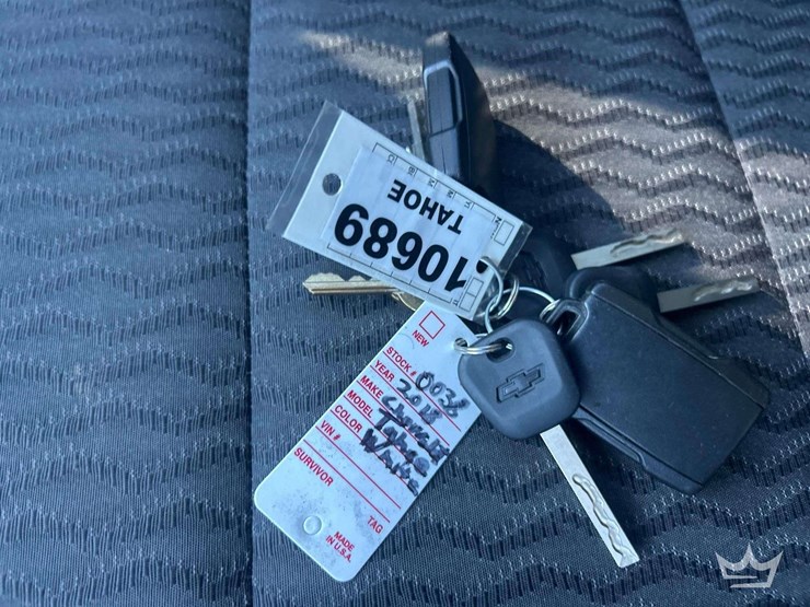 2018-chevrolet-tahoe-image-34