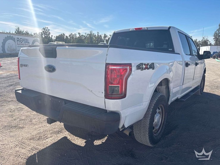 2017-ford-f150-image-3