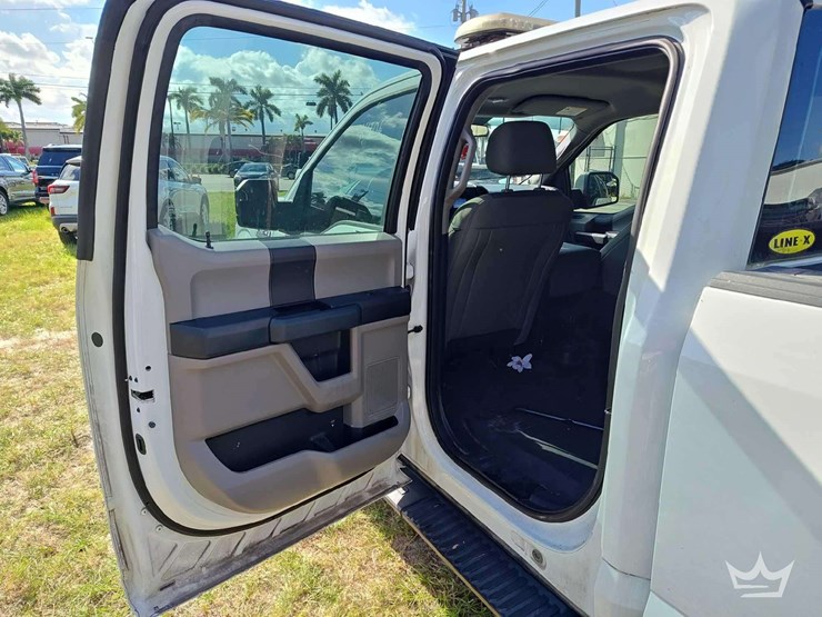 2018-ford-f150-image-21