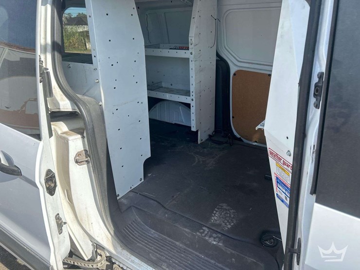 2016-ford-transit-connect-image-26