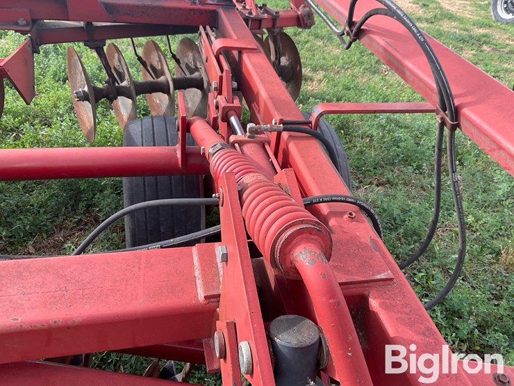 case-ih-3950-image-13