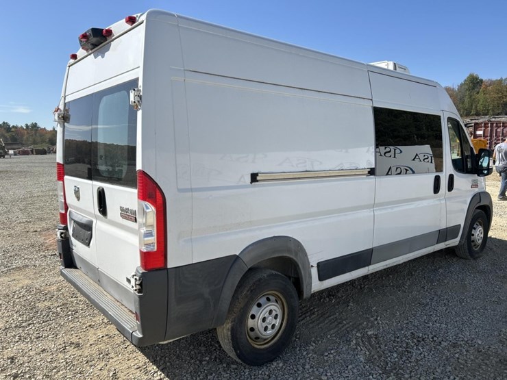 2016-ram-promaster-3500-image-5