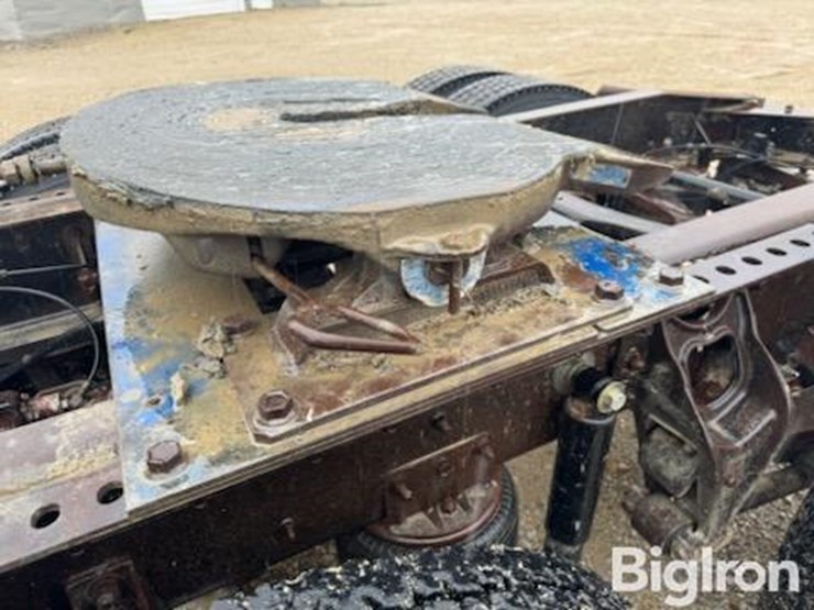 1995-international-9200i-image-13