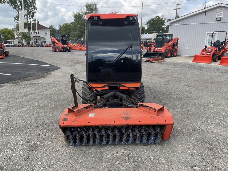 2007-kubota-f3680-image-8