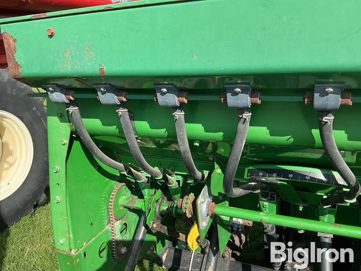 john-deere-750-image-13