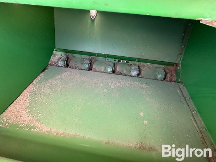 john-deere-8300-image-18