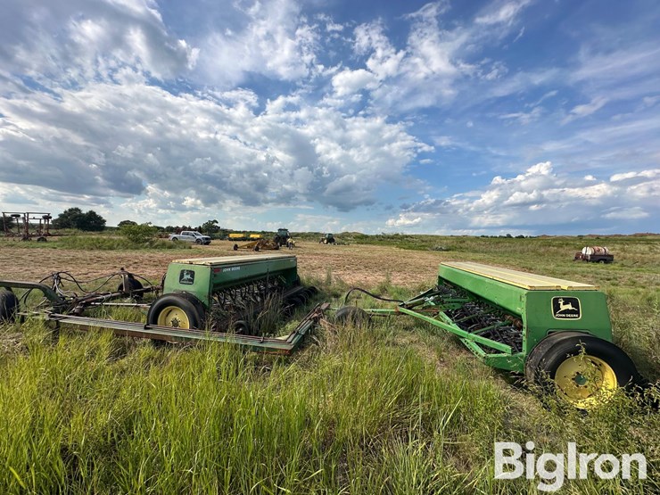 john-deere-8300-image-8