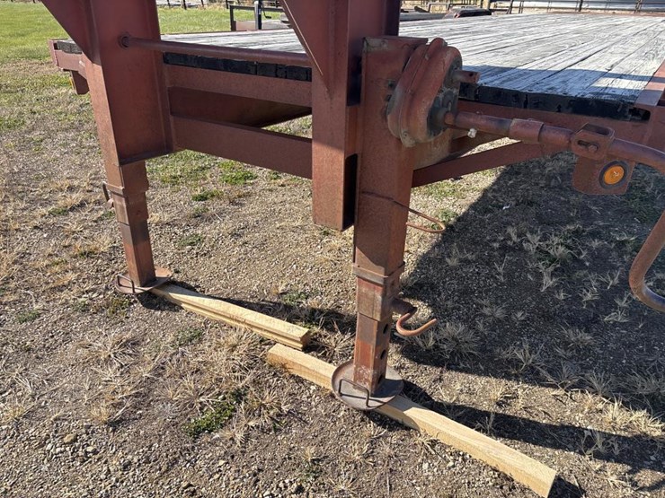 #1339-•-1989-highview-gooseneck-trailer-image-12