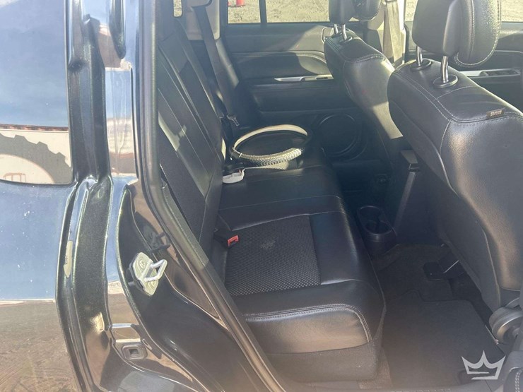 2015-jeep-compass-image-21