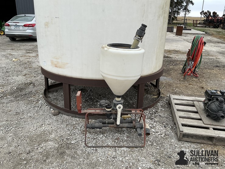ace-roto-mold-water-storage-tank-image-12