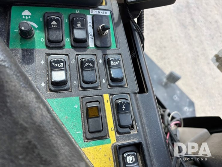 2010-case-ih-2010-image-39