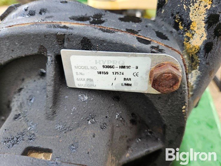 bestway-1,850-gal-100'-boom-pull-type-sprayer-image-12