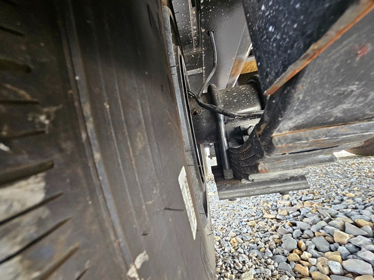 #22762-•-2025-ez-haul-32'-flatbed-trailer-image-41