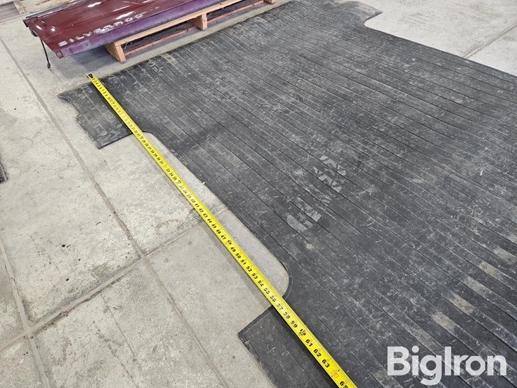 chevrolet-silverado-tailgate-&-box-floor-pad-image-16